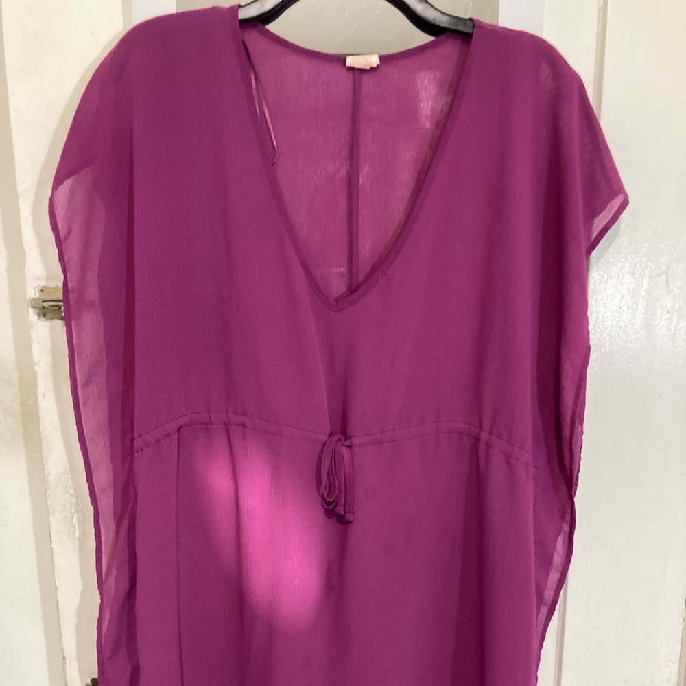 Beach cover-up in pink